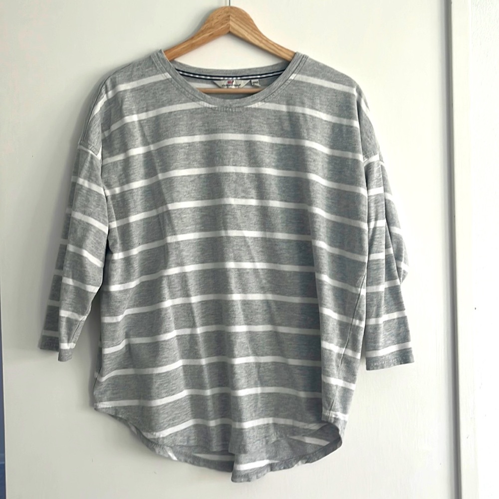 Vineyard Vines 3/4 sleeve T shirt
